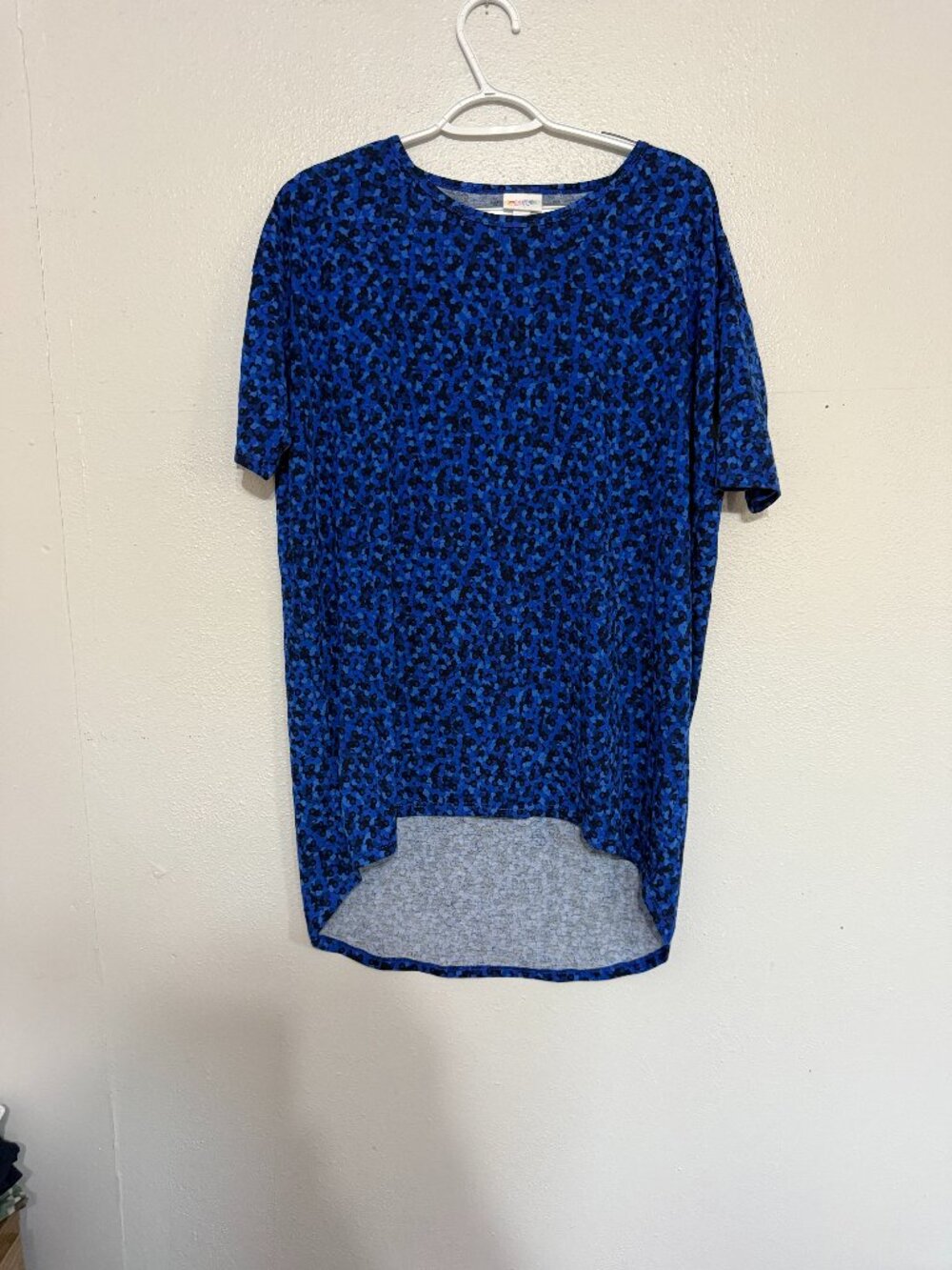 🔵 Cool & Colorful! LuLaRoe Cobalt Blue Mosaic Bubble Print Irma Tunic Top